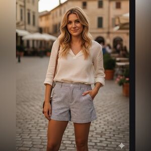 NWT G.H. Bass & Co white‎ and blue shorts size 10